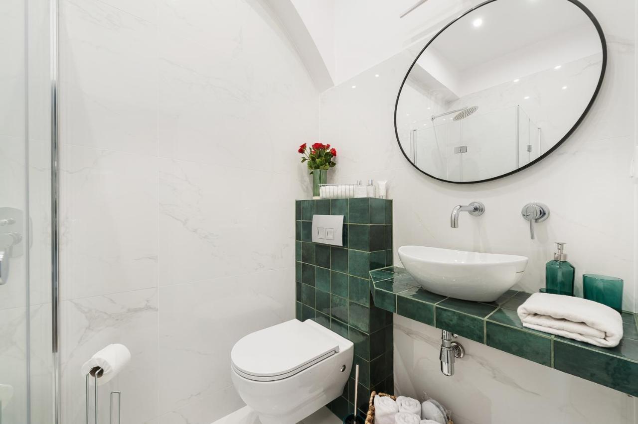 Luxury Spa Apartment Old Town คราคูฟ ภายนอก รูปภาพ